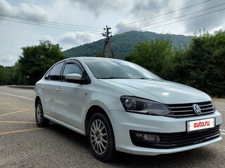2016 Volkswagen Polo V Рестайлинг, белый, 1050000 рублей, вид 1