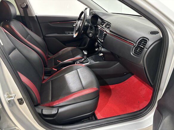 2020 Kia Rio X-Line IV, серый, 1250000 рублей - вид 12