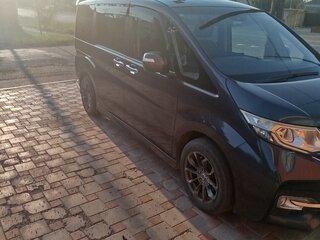 2016 Honda Stepwgn Spada V, фиолетовый, 1800000 рублей, вид 4
