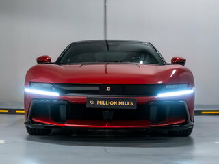 2025 Ferrari 12Cilindri, красный, 61990000 рублей, вид 5