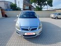 2012 Opel Zafira B Рестайлинг, серебристый, 600000 рублей