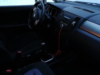 2011 Nissan Tiida I Рестайлинг, коричневый, 890000 рублей, вид 4