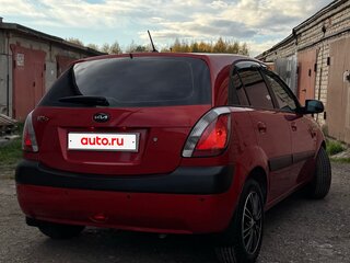 2008 Kia Rio II, красный, 780000 рублей, вид 5