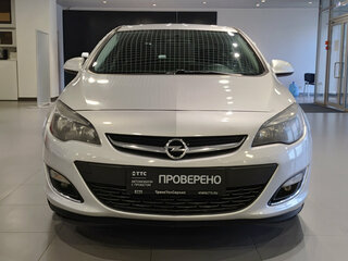 2013 Opel Astra J Рестайлинг, серебристый, 615000 рублей, вид 2