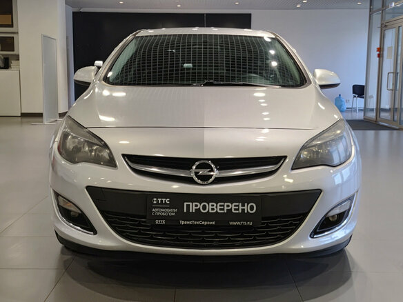 2013 Opel Astra J Рестайлинг, серебристый, 615000 рублей - вид 1