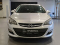 2013 Opel Astra J Рестайлинг, серебристый, 615000 рублей - вид 1