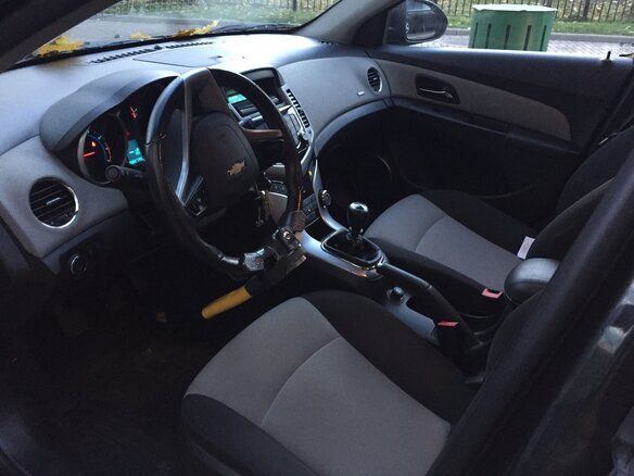 2012 Chevrolet Cruze I, чёрный, 640000 рублей - вид 5
