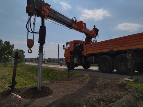 2021 КамАЗ Буровая установка, красный, 11000000 рублей, вид 1