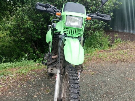 1998 Kawasaki KLR 250, зелёный, 190000 рублей, вид 2