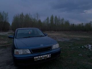 1989 Nissan Bluebird VIII (T12, T72), синий, 330000 рублей, вид 1