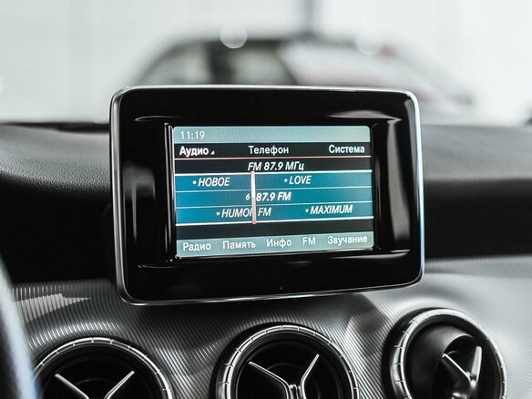 2013 Mercedes-Benz CLA 200 I (C117, X117), чёрный - вид 15