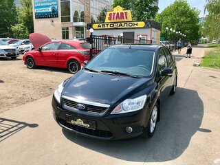 2010 Ford Focus II Рестайлинг, чёрный, 500000 рублей, вид 3
