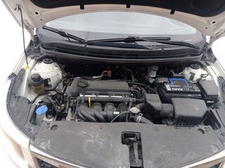 2016 Kia Rio III Рестайлинг, белый, 620000 рублей, вид 3