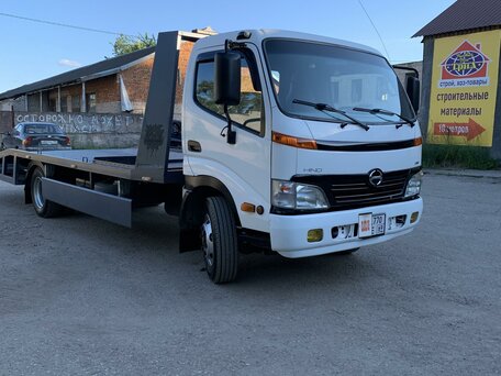 2011 Hino Series 300 (Dutro), белый, 3050000 рублей, вид 2