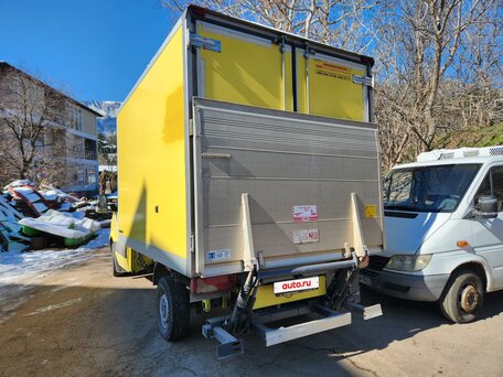2015 Mercedes-Benz Sprinter, жёлтый, 2900000 рублей, вид 4