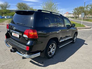 2012 Toyota Land Cruiser 200 Series Рестайлинг 1, чёрный, 3700000 рублей, вид 4