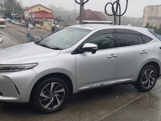 2017 Toyota Harrier III (XU60) Рестайлинг, серебристый, 3100000 рублей, вид 1