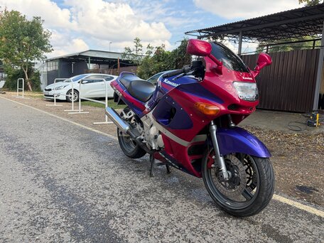 1993 Kawasaki ZZR 600, синий, 260000 рублей, вид 1