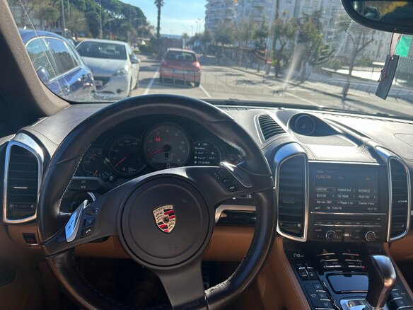 2011 Porsche Cayenne S II (958), чёрный, 1900000 рублей - вид 15