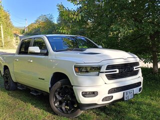 2022 Ram 1500 Crew Cab eTorque V, белый, 7150000 рублей, вид 1