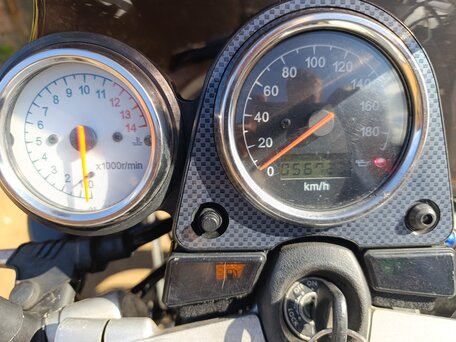 2001 Suzuki SV 400, белый, 240000 рублей, вид 2