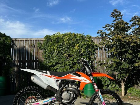 2020 KTM 250 SX F, оранжевый, 540000 рублей, вид 4