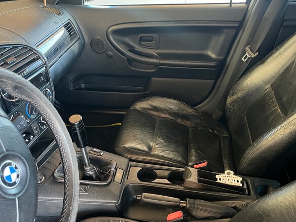1996 BMW 3 серии 316i III (E36), чёрный, 600000 рублей - вид 17