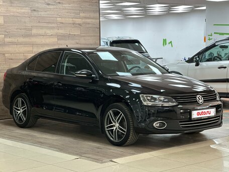 Volkswagen Jetta VI