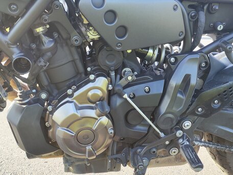 2017 Yamaha XSR700, красный, 630000 рублей, вид 4