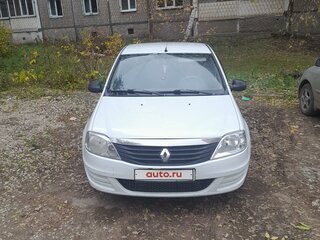 2015 Renault Logan I Рестайлинг, белый, 420000 рублей, вид 2