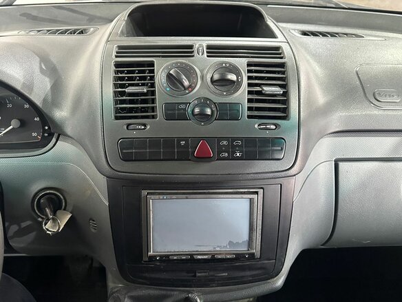 2006 Mercedes-Benz Vito II (W639), белый - вид 11