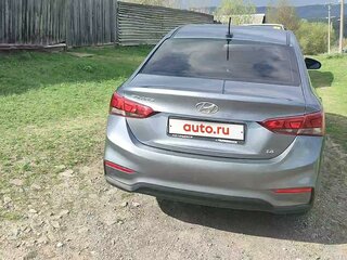 2018 Hyundai Solaris II, серый, 1350000 рублей, вид 4