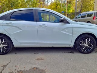 2024 Lada (ВАЗ) Vesta I Рестайлинг (NG), белый, 1420000 рублей, вид 2