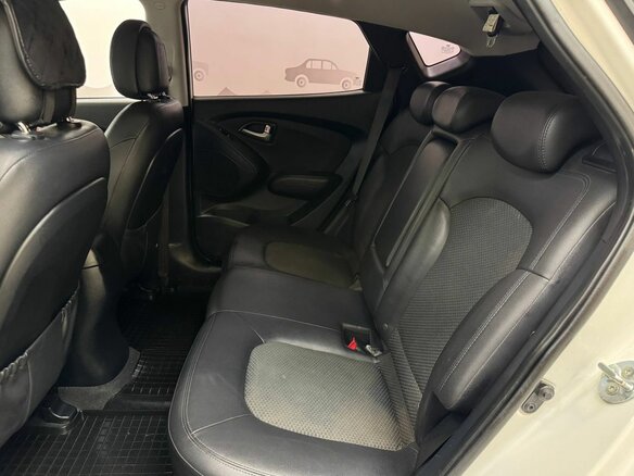 2011 Hyundai ix35 I, белый, 1195000 рублей - вид 10