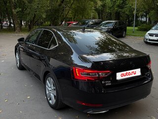 2015 Skoda Superb III, чёрный, 2200000 рублей, вид 4