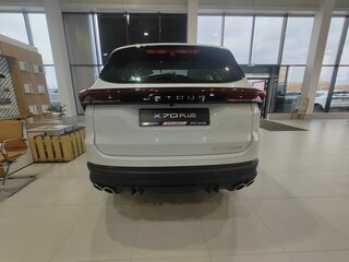 2026 Jetour X70+ I Рестайлинг, белый, 3399000 рублей, вид 4