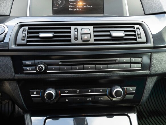 2015 BMW 5 серии 520i VI (F10/F11/F07) Рестайлинг, чёрный, 2600000 рублей - вид 15