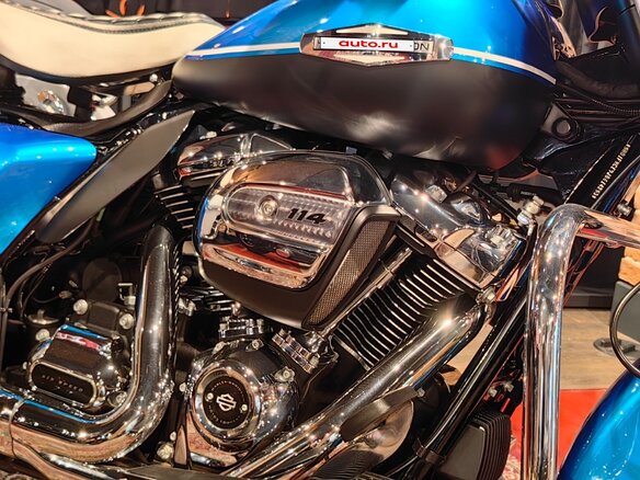 2018 Harley-Davidson Electra Glide, белый, 2100000 рублей - вид 4