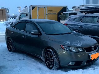 2010 Kia Forte I, серый, 850000 рублей, вид 1