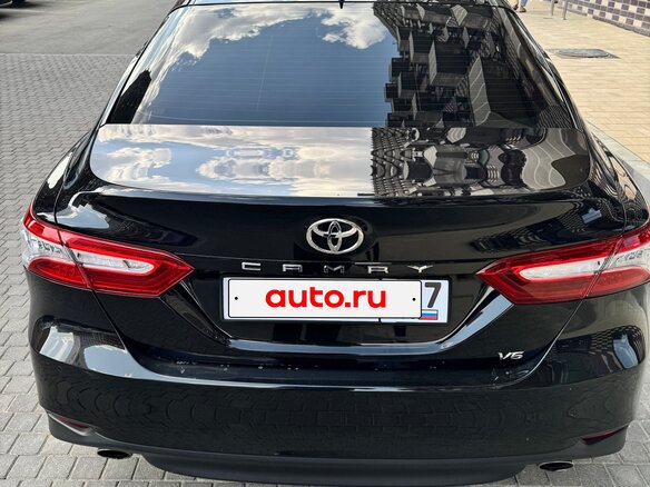 2019 Toyota Camry VIII (XV70), чёрный, 2400000 рублей - вид 4