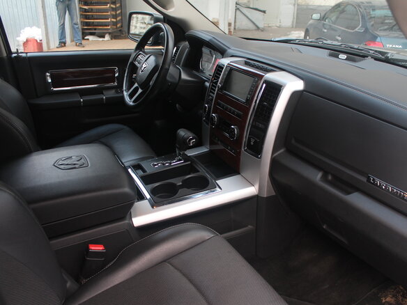 2012 Dodge RAM IV (DS/DJ), чёрный - вид 8