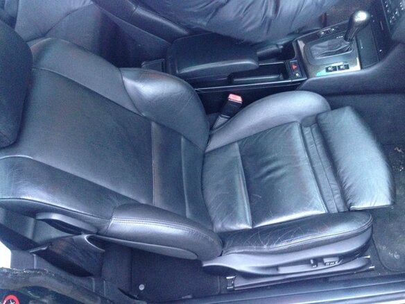 2002 BMW 3 серии 330i IV (E46), чёрный - вид 8