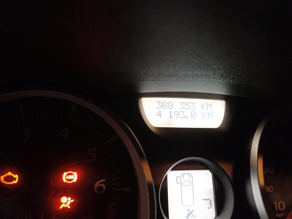 2008 Renault Megane II Рестайлинг, серебристый, 480000 рублей - вид 6