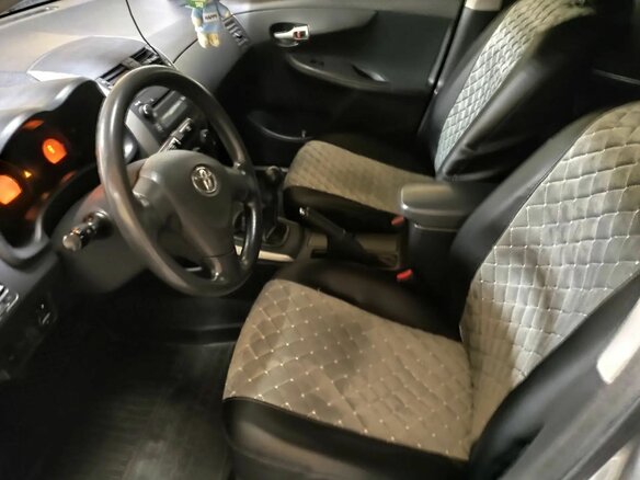 2008 Toyota Corolla X (E140, E150), серебристый, 700000 рублей - вид 5