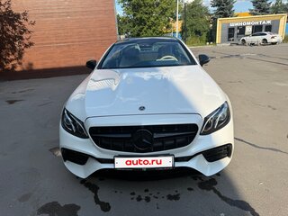 2018 Mercedes-Benz E-Класс 200 V (W213, S213, C238), белый, 3075000 рублей, вид 1