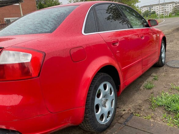 2004 Audi A4 II (B6), красный, 650000 рублей - вид 6