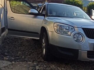 2013 Skoda Yeti I, серебристый, 1000000 рублей, вид 1