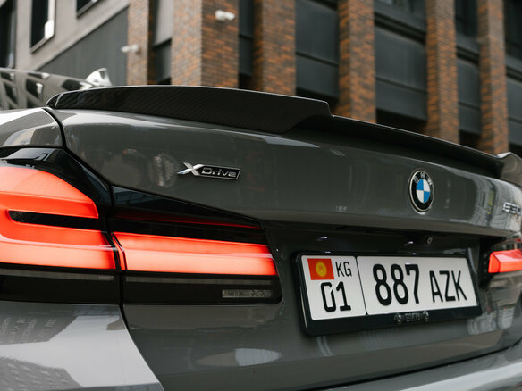 2020 BMW 5 серии 530i xDrive VII (G30/G31/G38) Рестайлинг, серый - вид 9