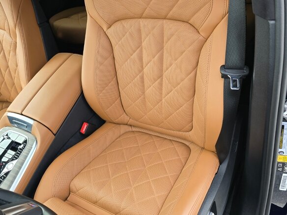 2024 BMW X7 40i I (G07) Рестайлинг, синий, 12375420 рублей - вид 21