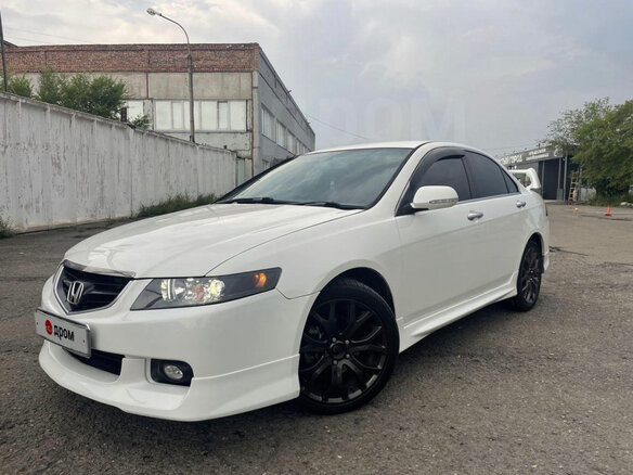 2002 Honda Accord VII, белый, 850000 рублей